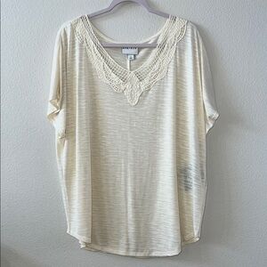 Ava&ViV Cream Dolman Sleeve Blouse Relaxed Fit size 1X NWT